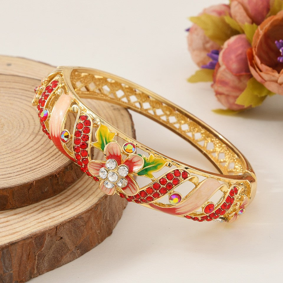 Korean-style Fashionable Crystal Bracelet For Women